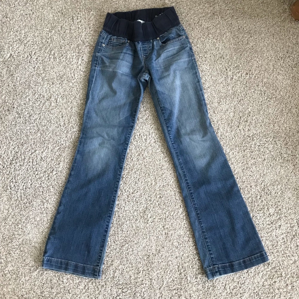 Gap Maternity Demi panel size 2 (26) denim jeans.